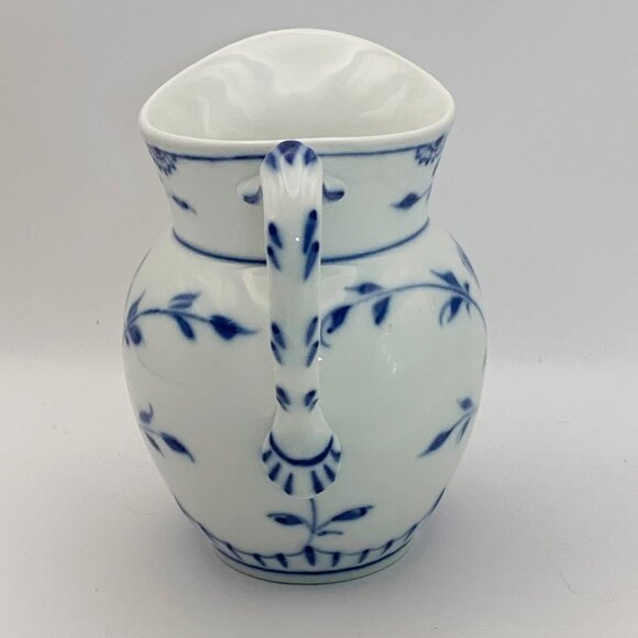 Vintage B&G Danmark Kubenhavn Blue & White Floral Porcelain Pitcher - Picture 2 of 9